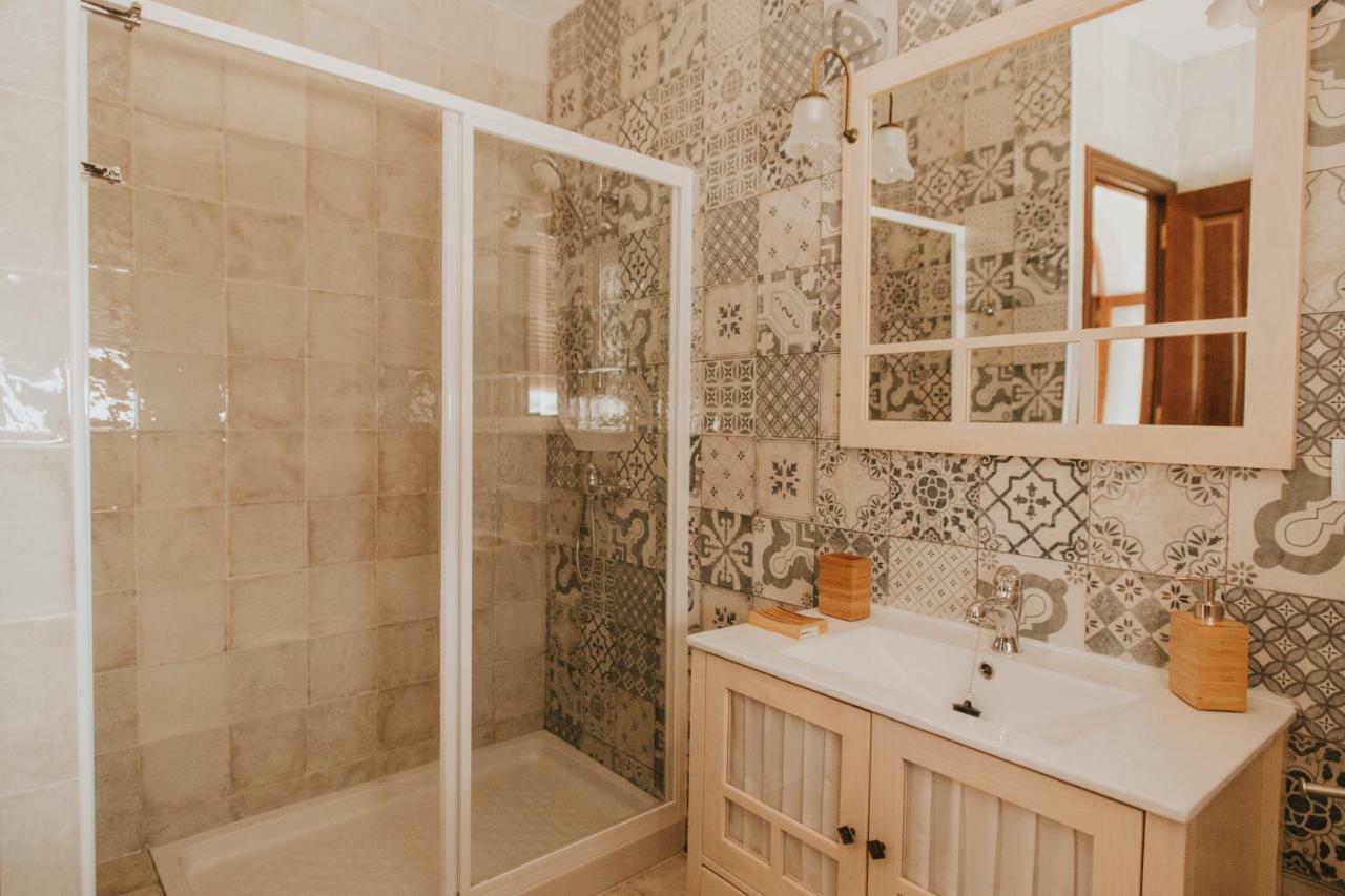 הוילה לה פואבלה דה לוס אינפאנטס Casa Leal מראה חיצוני תמונה