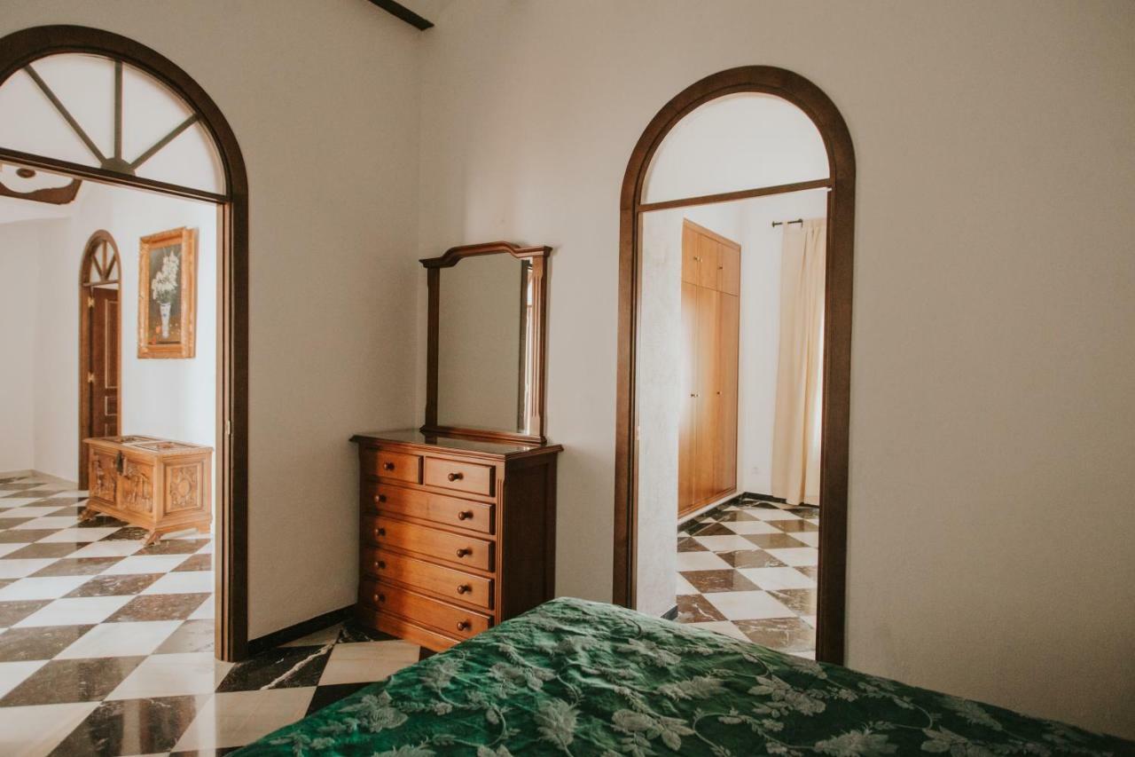 הוילה לה פואבלה דה לוס אינפאנטס Casa Leal מראה חיצוני תמונה